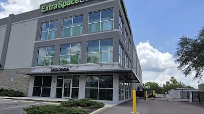 Extra Space Storage
